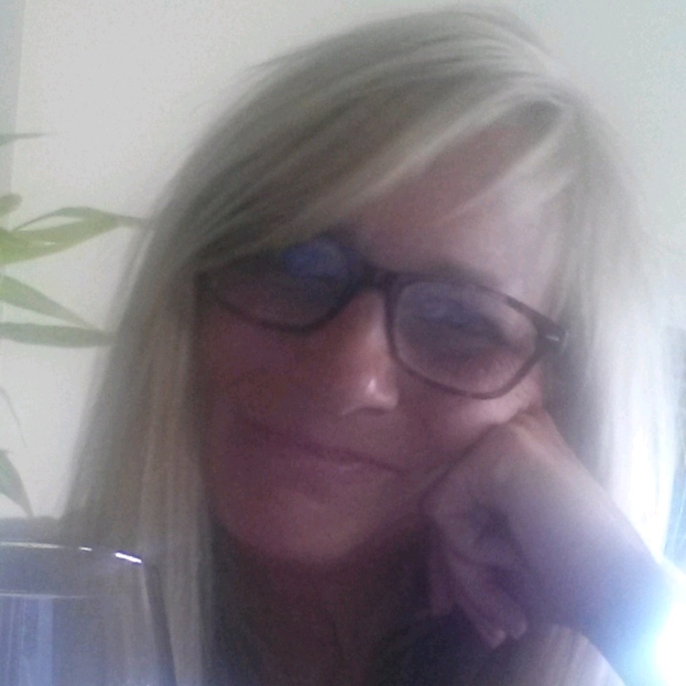 Meet your Posher, Lori